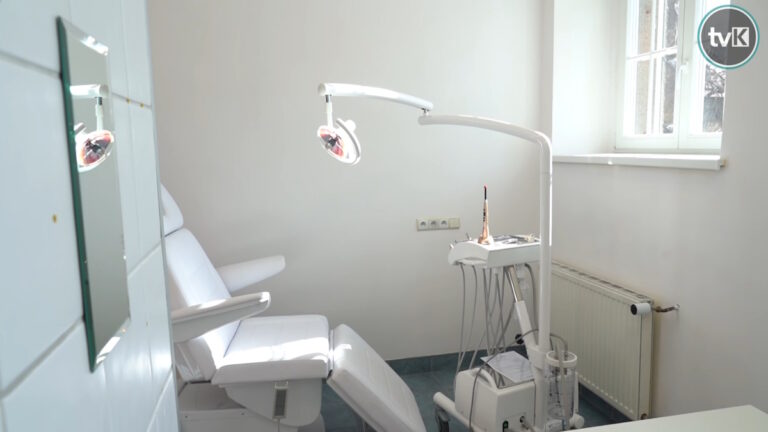 Otwarto gabinet stomatologiczny w SP nr 1 w Kłodzku
