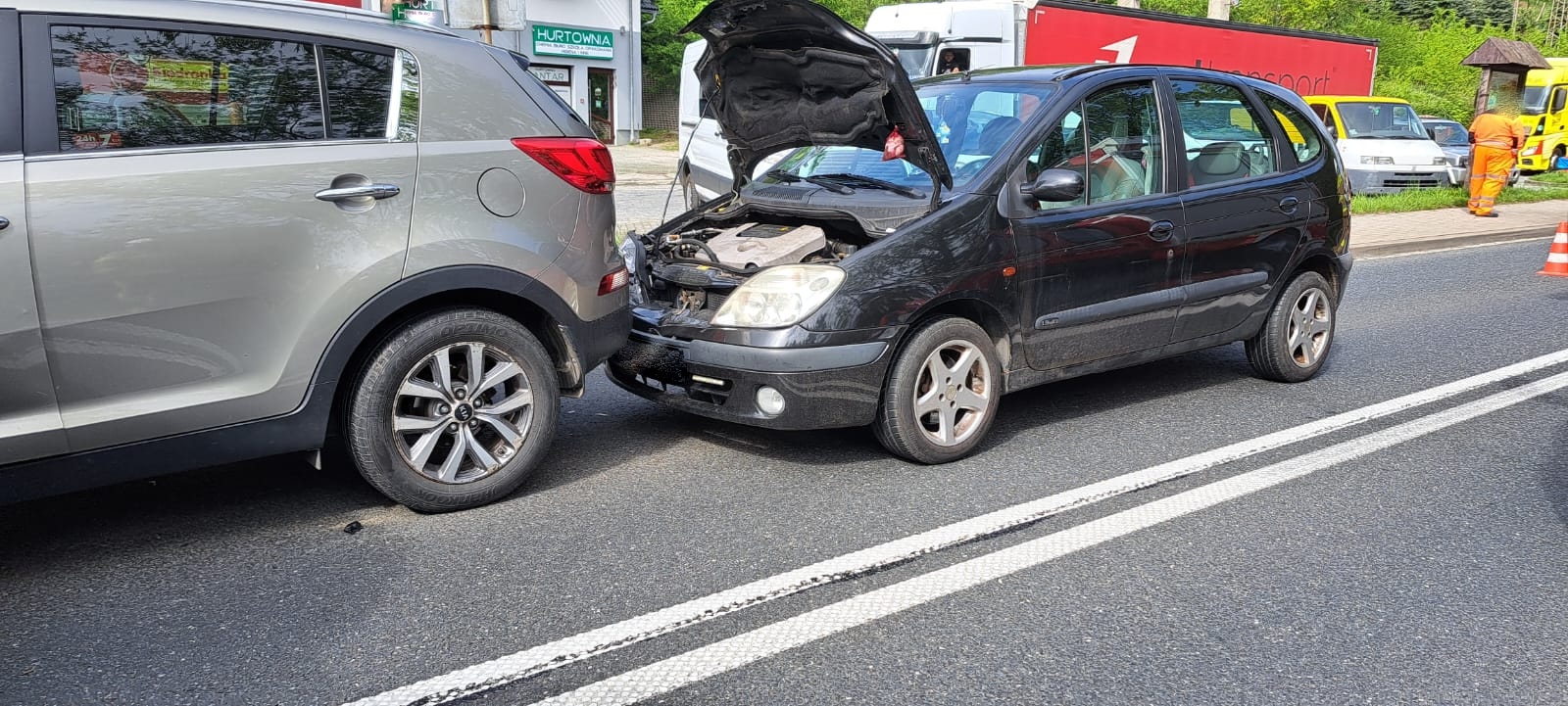 Karambol w Dusznikach-Zdroju. Zderzyło się 5 pojazdów