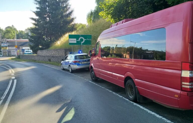 Przewoził pasażerów będąc po spożyciu alkoholu