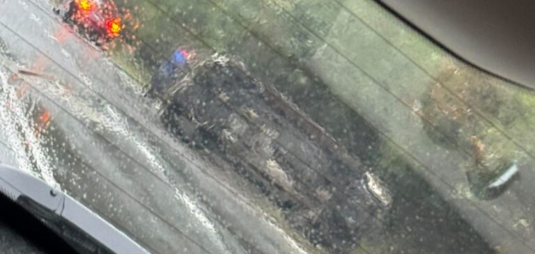 Dachowanie na DK-8 na wysokości Dębowiny