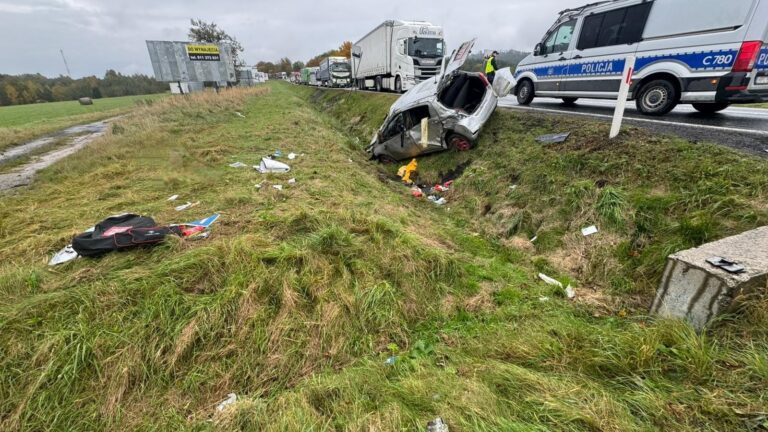 Wypadek na DK-8 w Boguszynie. Poszkodowane zostały dwie osoby