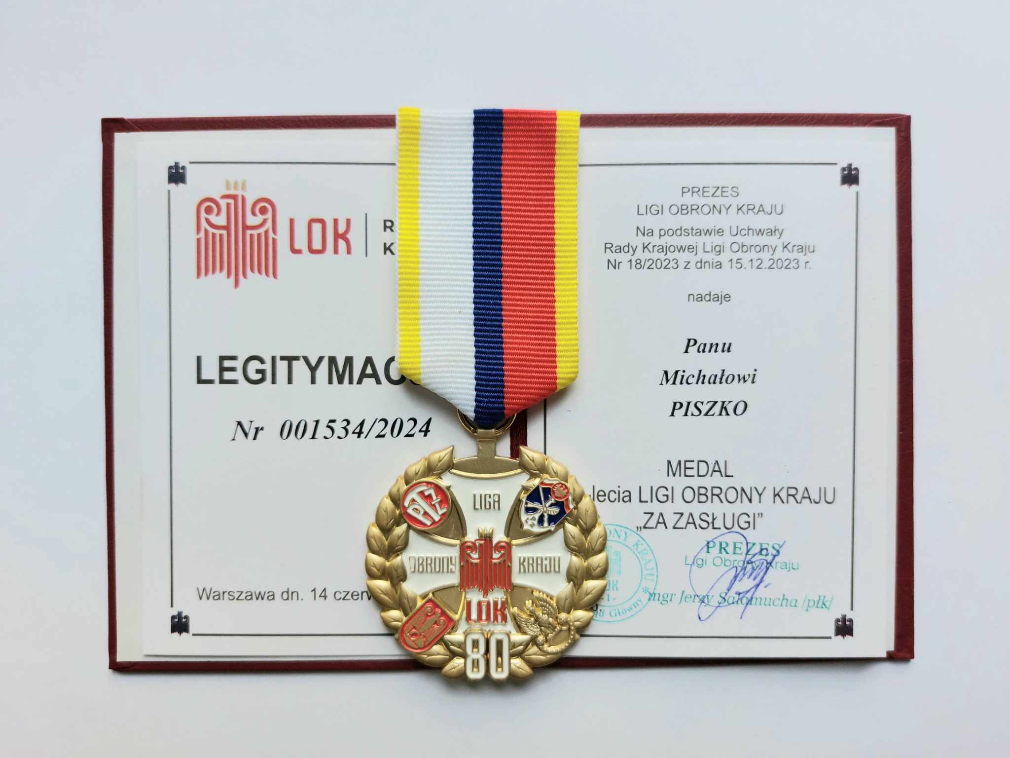 Burmistrz Kłodzka odznaczony medalem LOK