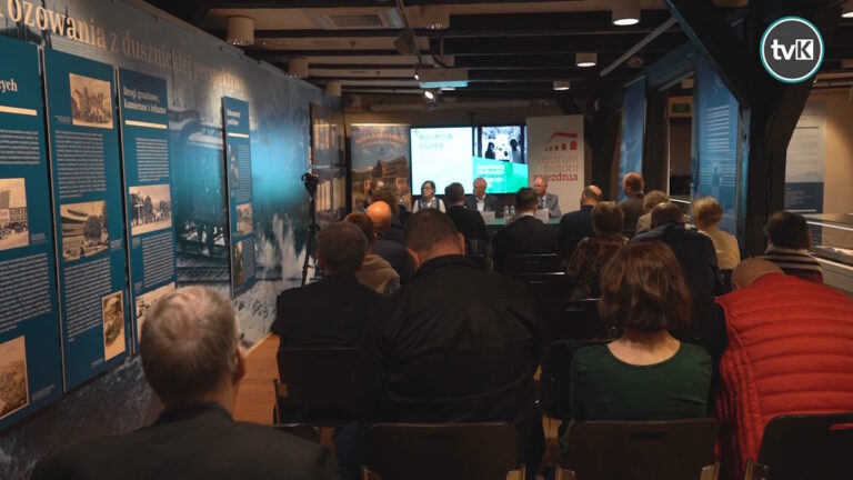 Debata w Muzeum Papiernictwa