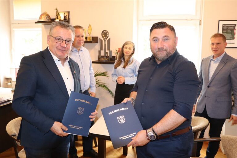 Umowa na modernizację szkoły w Ołdrzychowicach Kłodzkich podpisana!