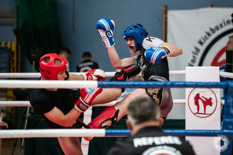 Sukces zawodników Fight Club Szczytna na międzynarodowym turnieju kickboxingu