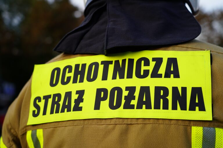 Cztery jednostki OSP z powiatu kłodzkiego z dofinansowaniem na zakup samochodów ratowniczo-gaśniczych