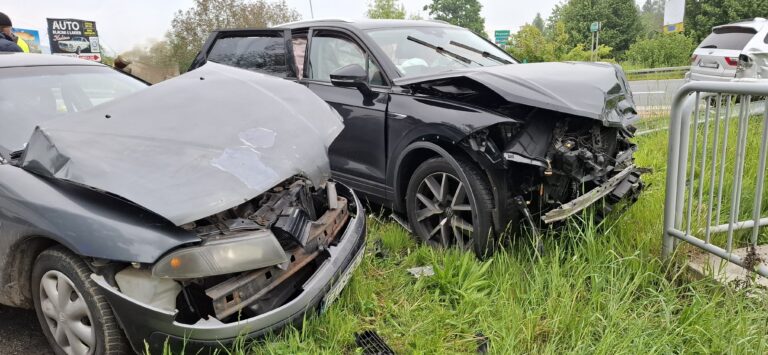 Poranne zdarzenie drogowe na skrzyżowaniu DK-8 z ul. Zamiejską