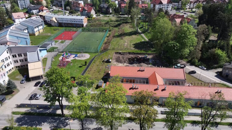Powstaje nowy plac zabaw w Polanicy-Zdroju