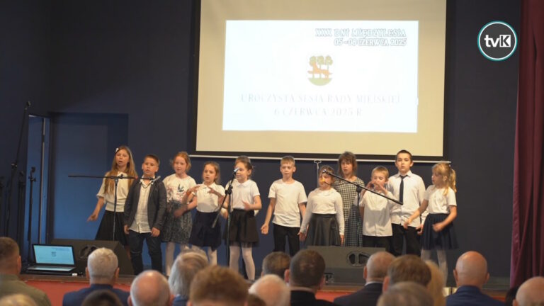 Uroczysta sesja w Międzylesiu