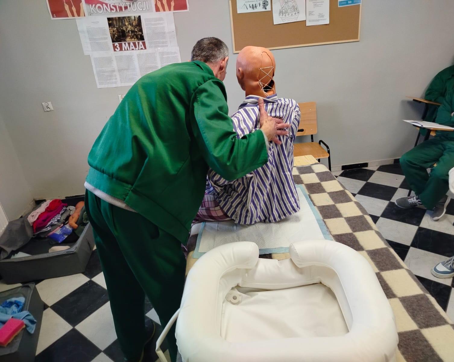 Osadzeni z Zakładu Karnego w Kłodzku zdobywają nowe kwalifikacje zawodowe