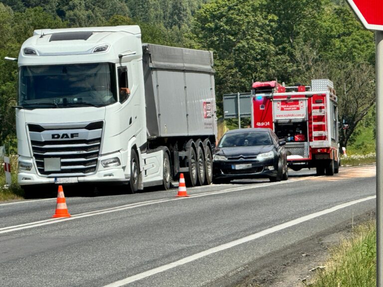 Utrudnienia na DK-8 w Szczytnej [Foto]