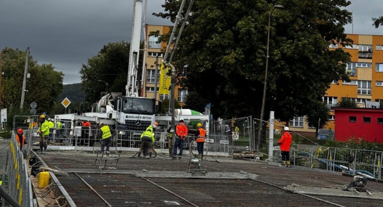 Trwają prace związane z budową mostu w ciągu ul. Kościuszki w Stroniu Śląskim