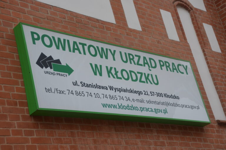 Od 1 października więcej osób z powiatu kłodzkiego skorzysta z dofinansowania na własny biznes