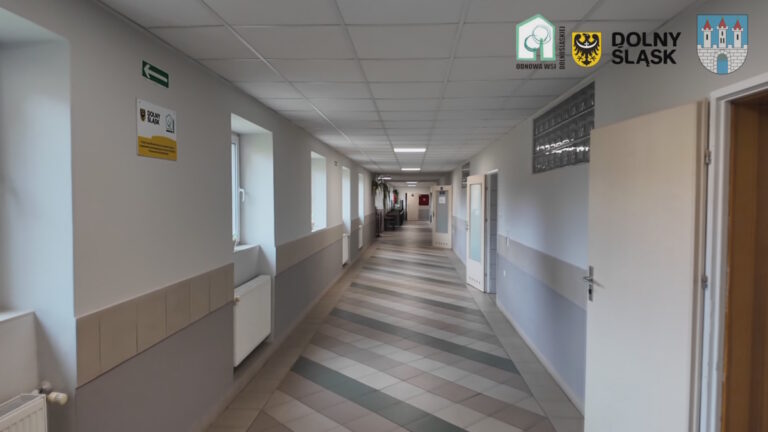 Nowe oświetlenie w hali sportowej w Ścinawce Średniej