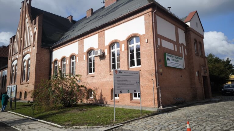 Wstrzymanie naboru wniosków na prace interwencyjne