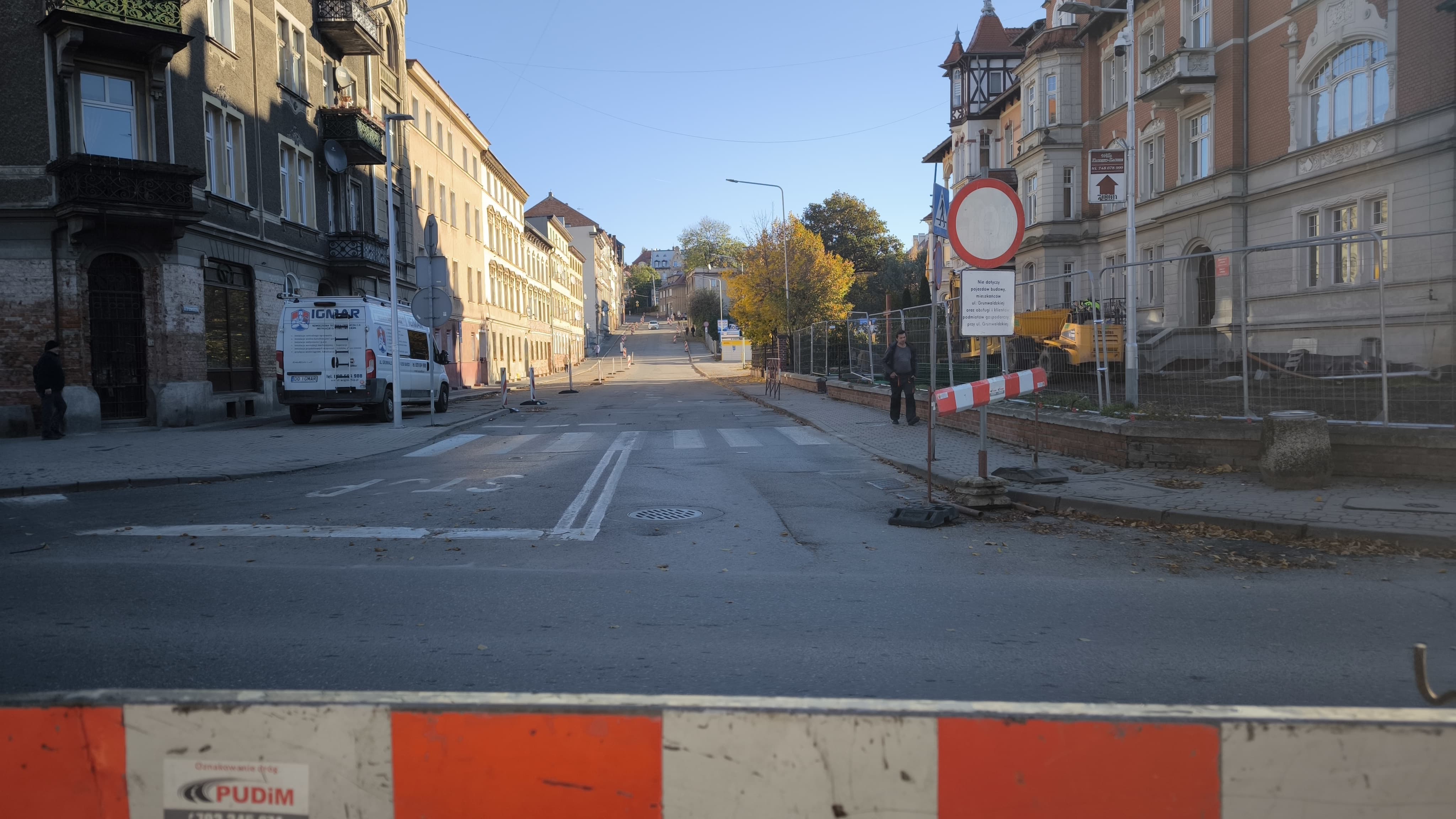 Rozpoczął się remont ul. Grunwaldzkiej w Kłodzku. Droga jest zamknięta dla ruchu