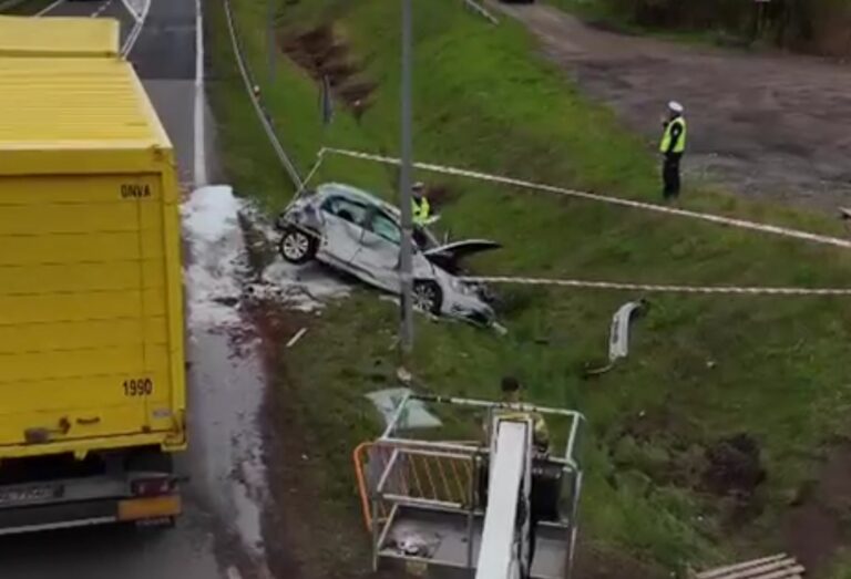 Poważny wypadek na obwodnicy Nowej Rudy. Interweniował śmigłowiec LPR