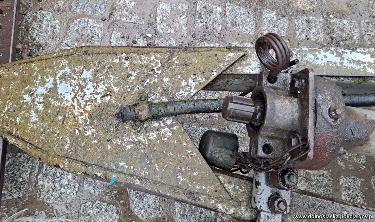 Bez hamulców i z ładunkiem węgla. Policjanci zatrzymali niebezpieczny pojazd