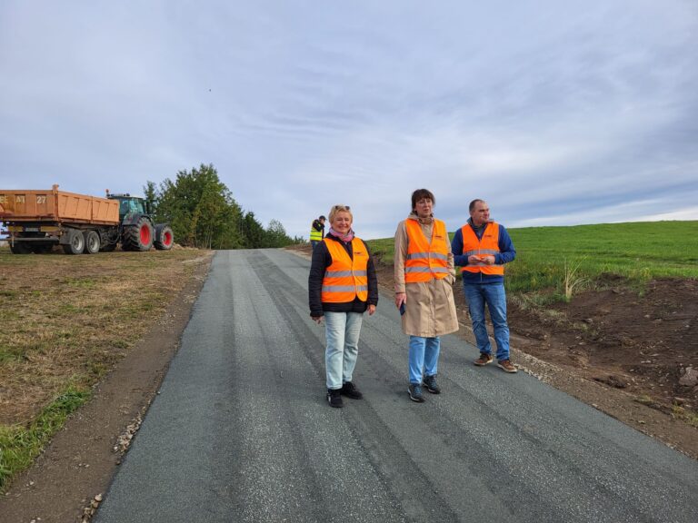 Nowa droga dojazdowa w Różanej gotowa