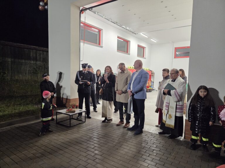 Uroczyste otwarcie zmodernizowanej remizy OSP w Kudowie-Brzozowie