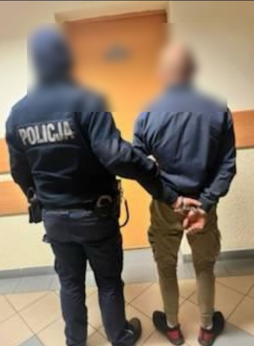 Nocny pościg w Kudowie-Zdroju. 28-latek z zakazem prowadzenia pojazdów próbował zepchnąć radiowóz z drogi