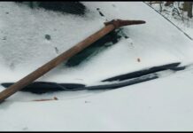 Dokonał kradzieży i kilofem uszkodził szybę zaparkowanego samochodu. 43-latek jest już w rękach policji