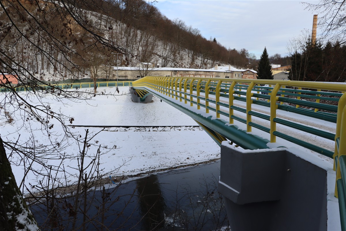 Gmina Kłodzko odbudowuje infrastrukturę po powodzi. Mosty, kładki i obiekty społeczne wracają do użytku