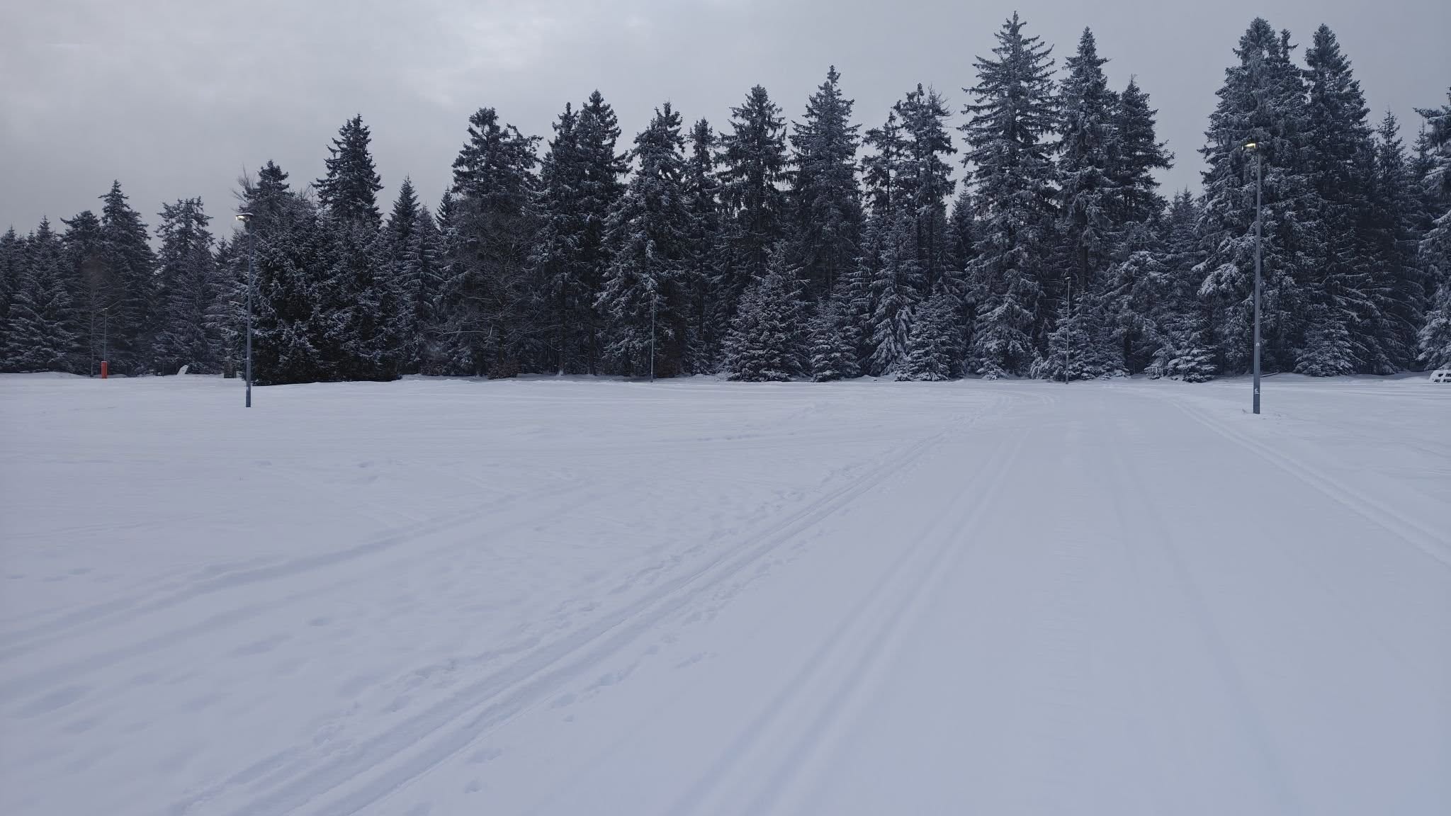 Ratrak gminy Bystrzyca Kłodzka przygotował kolejne kilometry tras biegowych