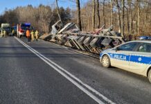 Zdarzenie drogowe na DK-46. Ruch odbywa się wahadłowo