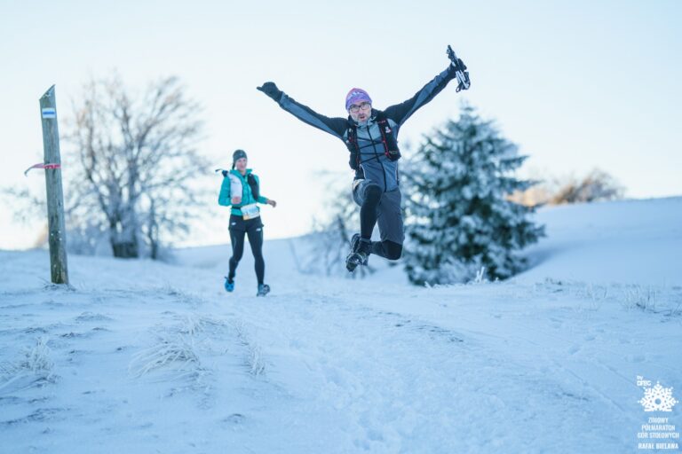 Zimowy Półmaraton Gór Stołowych już w najbliższą sobotę. Wśród gości specjalnych Piotr Pustelnik i Janusz Gołąb