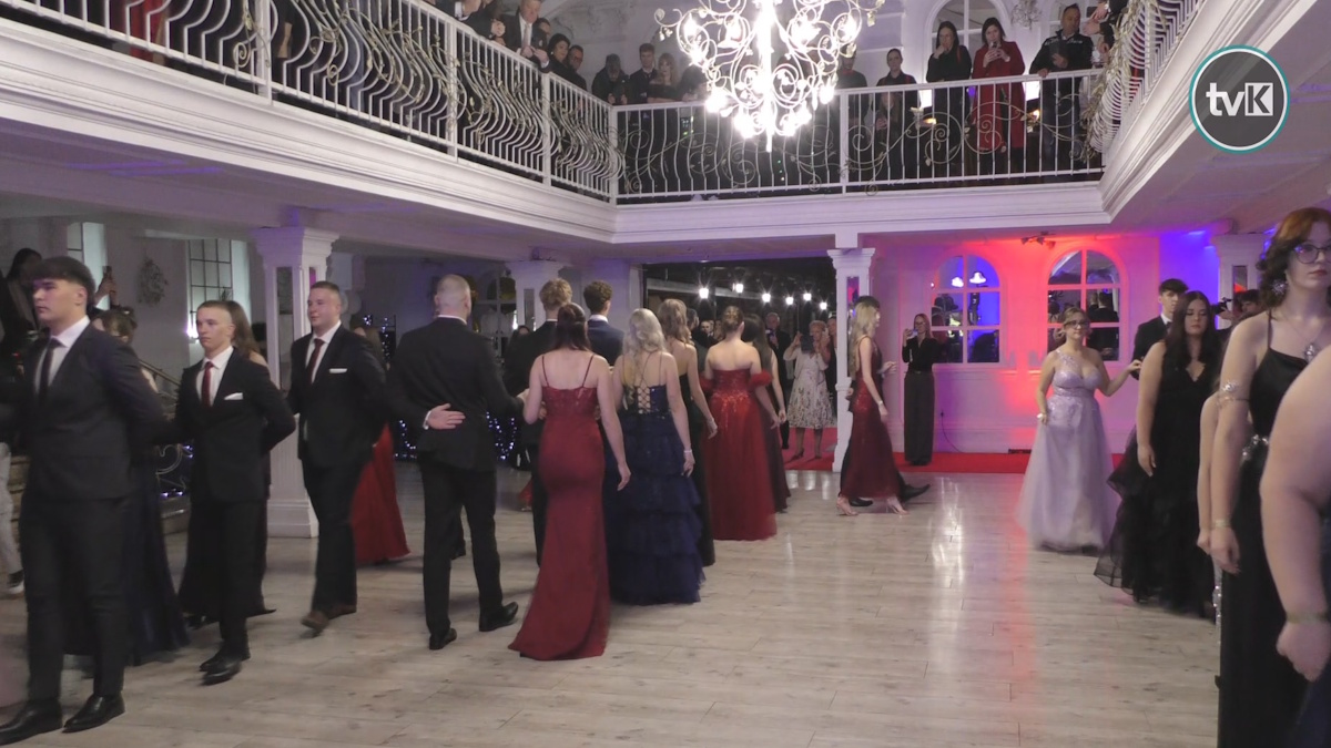 Studniówka 2026 uczniów ZST w Kłodzku