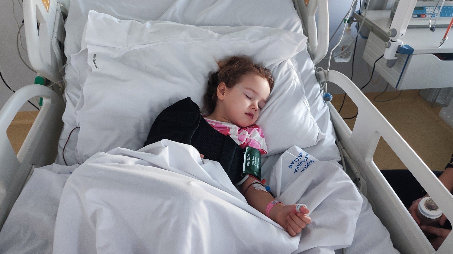 Podwójny dramat rodziny spod Bystrzycy Kłodzkiej. 5-latka walczy z rakiem, jej tato z guzem mózgu