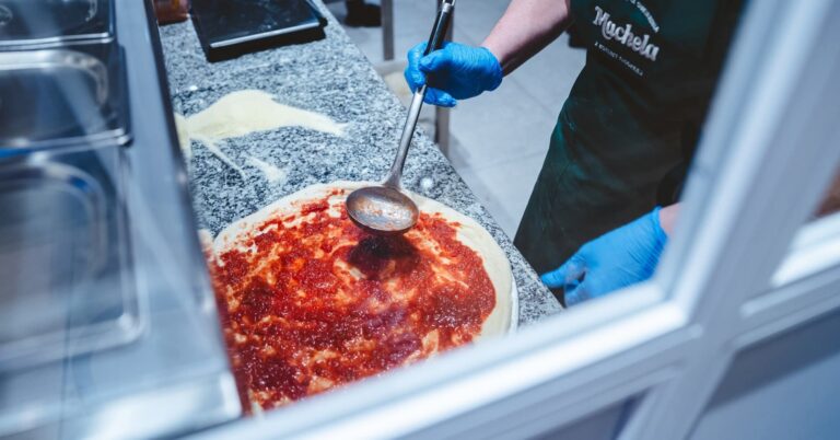 Dziś Międzynarodowy Dzień Pizzy