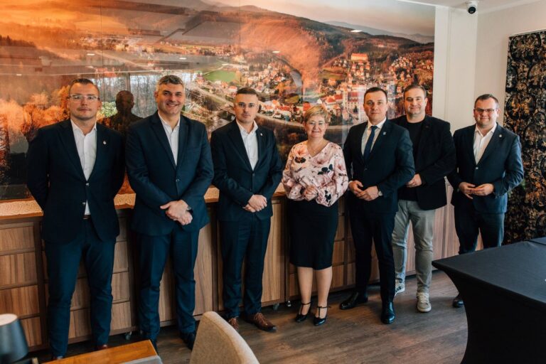 Wielkie piłkarskie emocje na Dolnym Śląsku! Bardo współgospodarzem finałów UEFA Regions’ Cup w Polsce