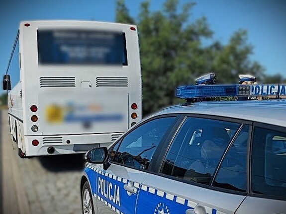 Nietrzeźwy kursant za kierownicą autobusu. 0,6 promila podczas nauki jazdy