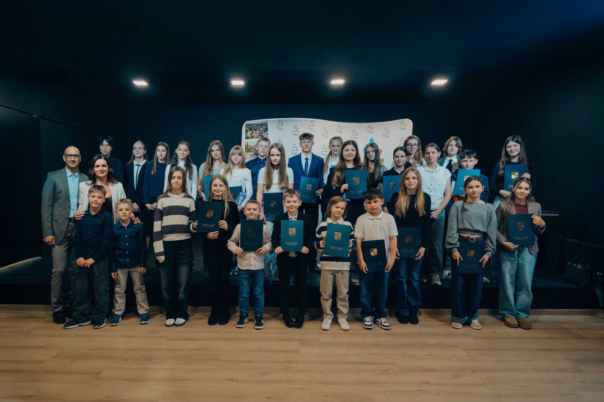 Nagrody za osiągnięcia sportowe w Kudowie-Zdroju. 37 młodych sportowców wyróżnionych przez władze miasta