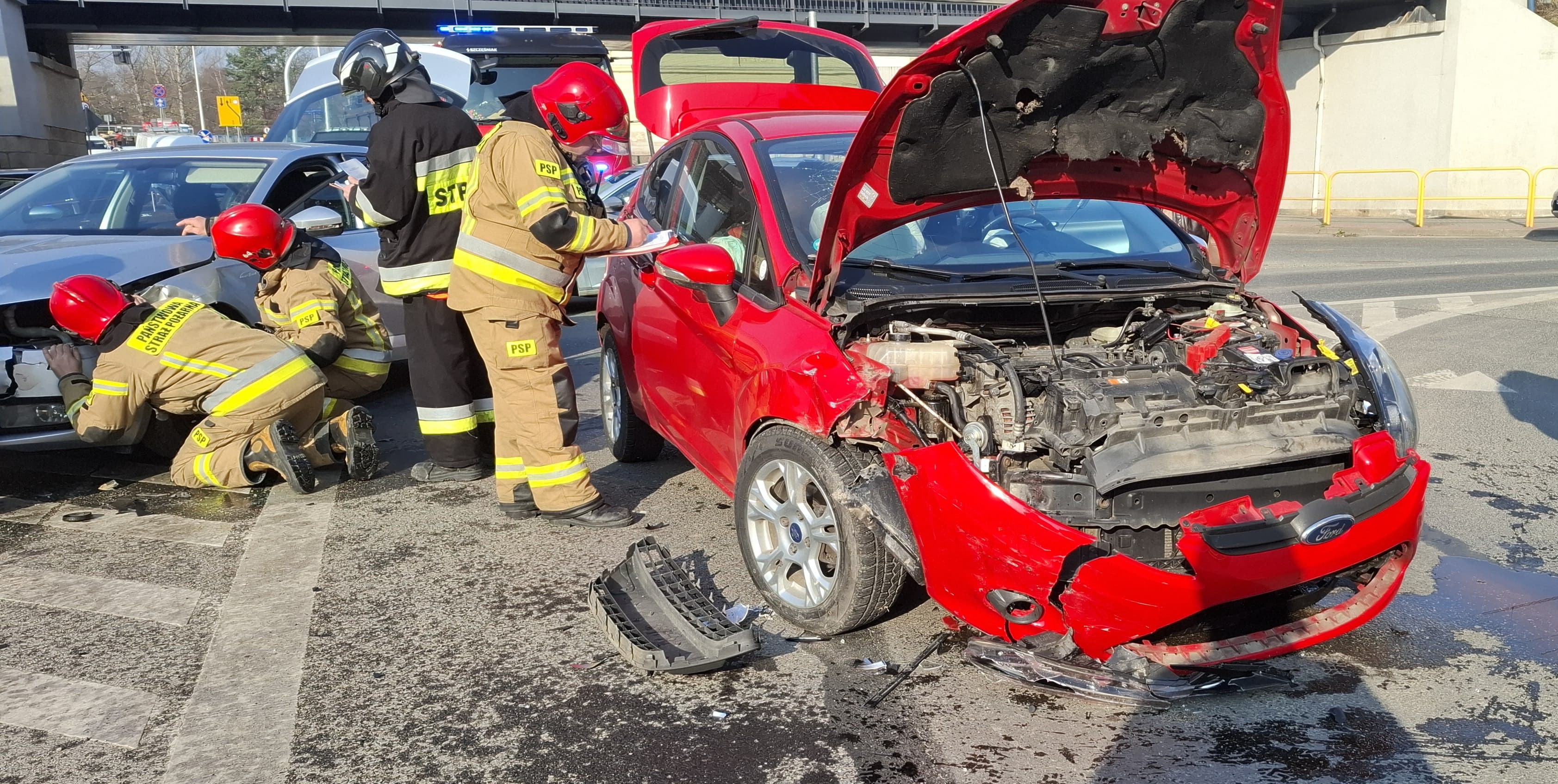 Zderzenie na skrzyżowaniu ulic Kościuszki i Połabskiej w Kłodzku
