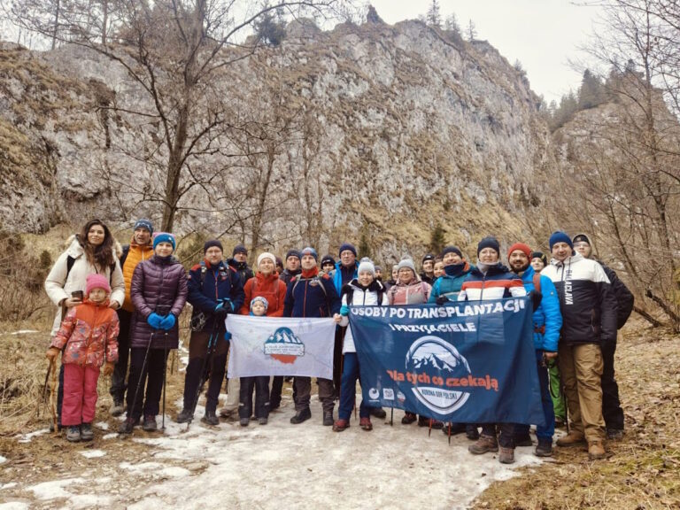 Osoby po transplantacji i przyjaciele zdobywają Koronę Gór Polski