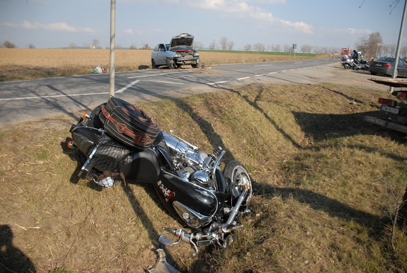 Wzmożona liczba wypadków. Kierowco, dbaj o bezpieczeństwo swoje i innych