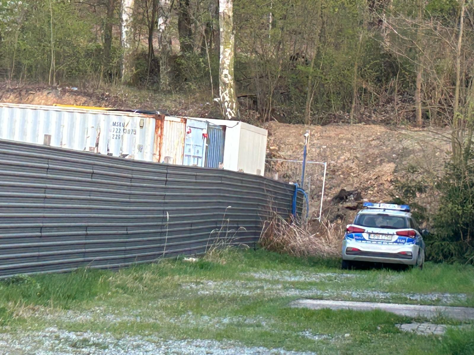 Polanica-Zdrój: przy al. Zwycięzców ujawniono niewybuch