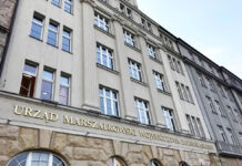 Absolutorium bez głosowania. KO przerwała sesję sejmiku walcząc o trzecie miejsce w zarządzie