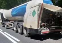 Zderzenie dwóch ciężarówek na DK-46 przed Podzamkiem