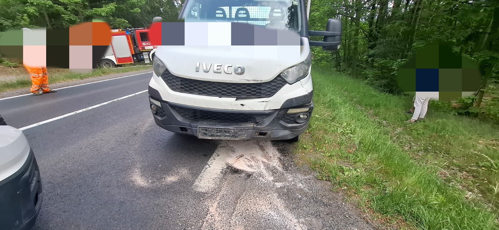 Zderzenie dwóch pojazdów na DK-8 między Szczytną a Polanicą-Zdrojem