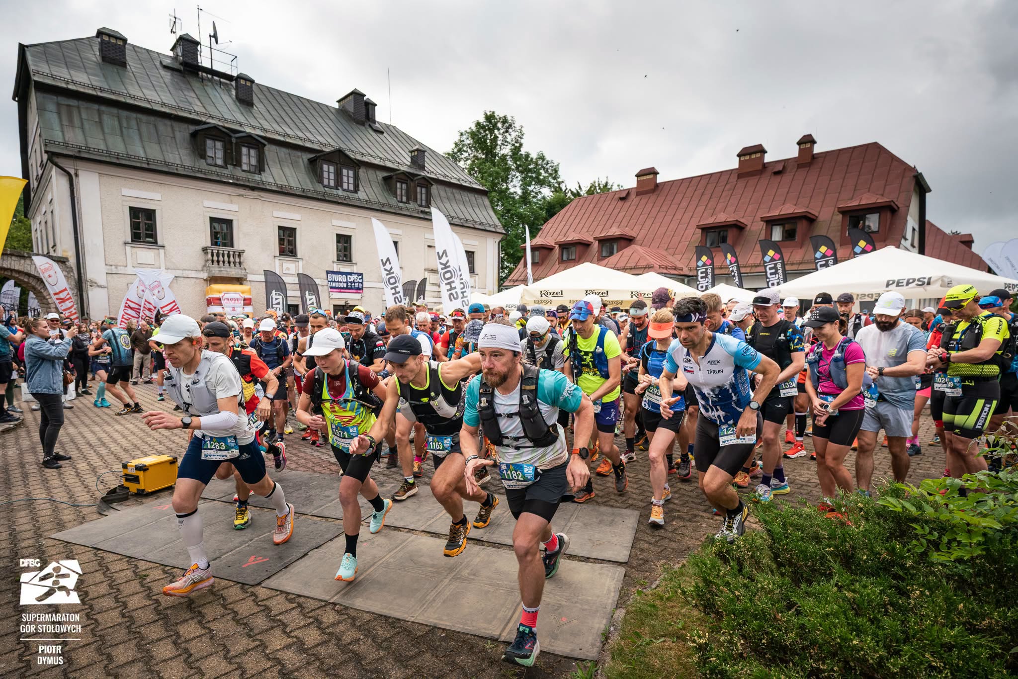 Supermaraton Gór Stołowych już 27 czerwca. Biegacze ponownie zdobędą Szczeliniec Wielki