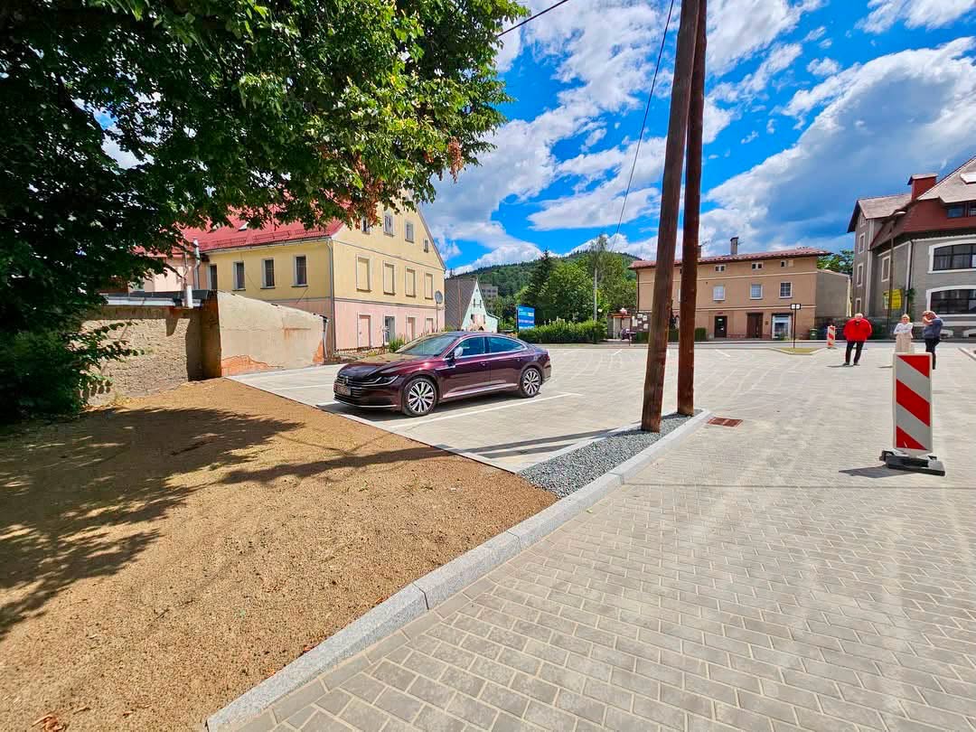 Stronie Śląskie: nowy parking przy ul. Kościuszki oddany do użytku