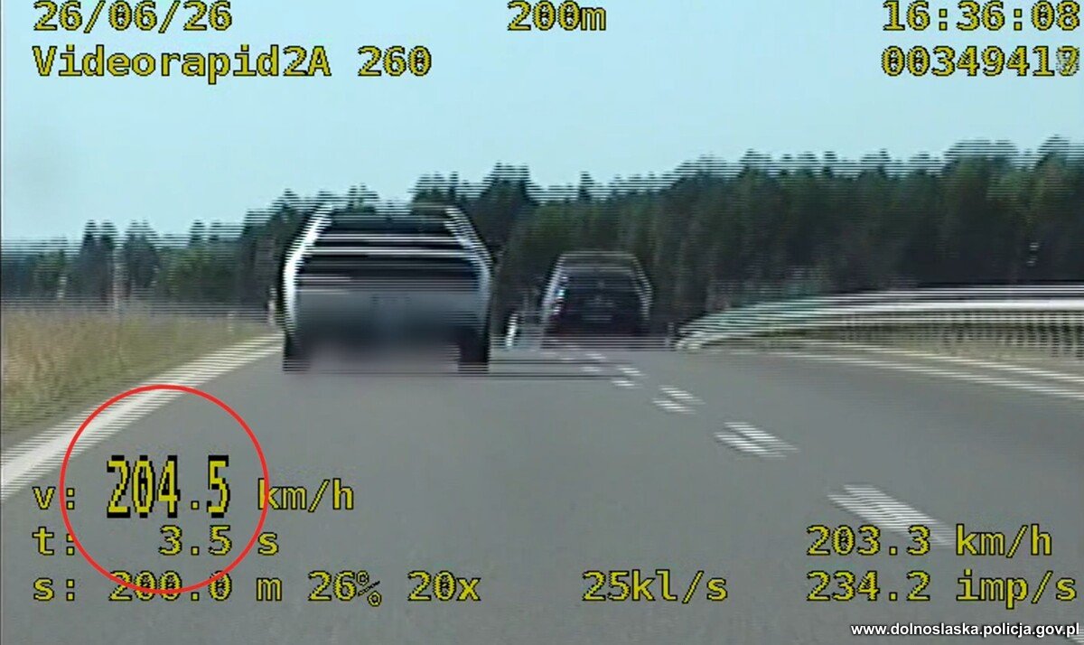 Brawura kosztowała go 2500 zł. Policjanci zatrzymali pirata drogowego na S5
