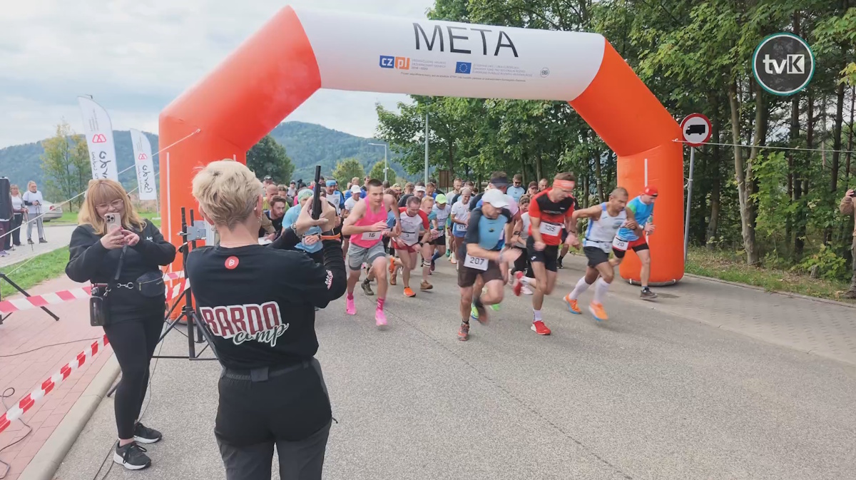 Sportowe emocje w Bardzie. XII Bardzka Piąteczka za nami