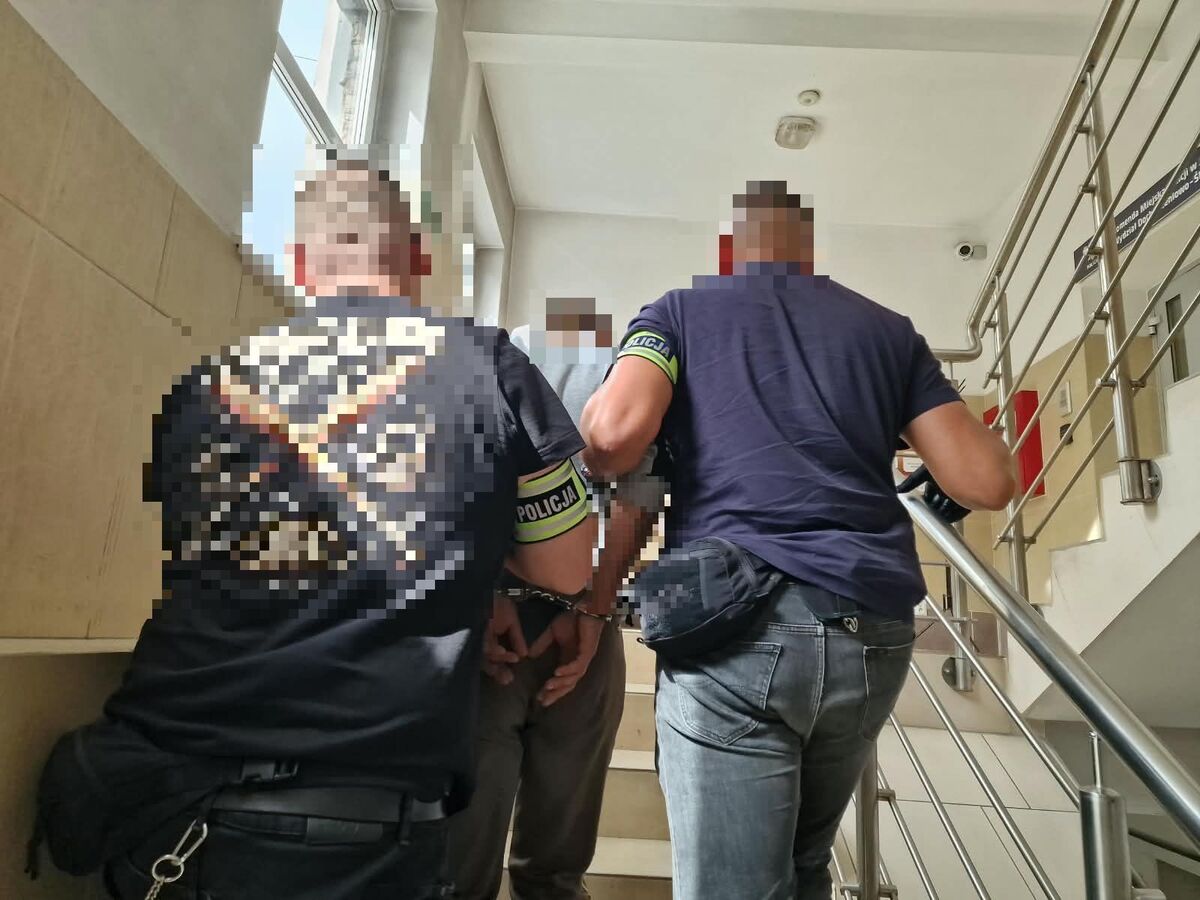 Groźby, pobicie i uwięzienie. Policjanci zatrzymali 38-latka