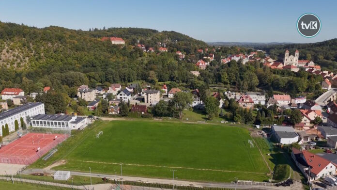 Drugi etap odbudowy boiska w Bardzie